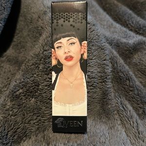 Qveen Partners In Crime Lip Liner Duo